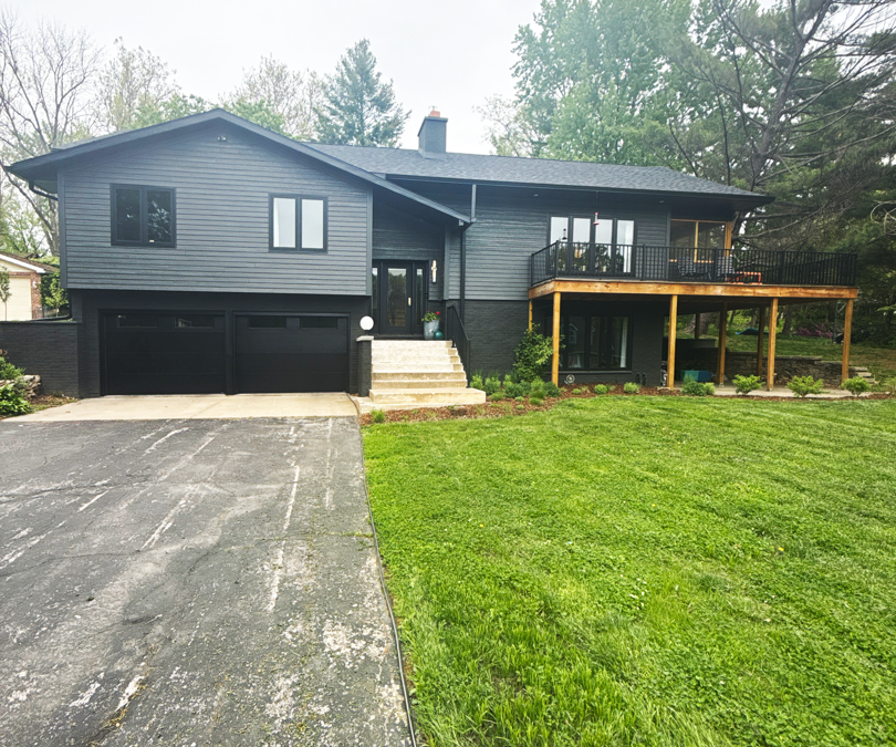 Exterior Home Renovation in Quincy, Illinois That Turns Heads