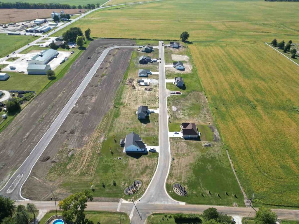 build on own land custom home on private Illinois lot - Build on own land